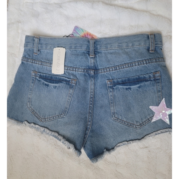 Forever 21 jean shorts size M - Picture 2 of 3